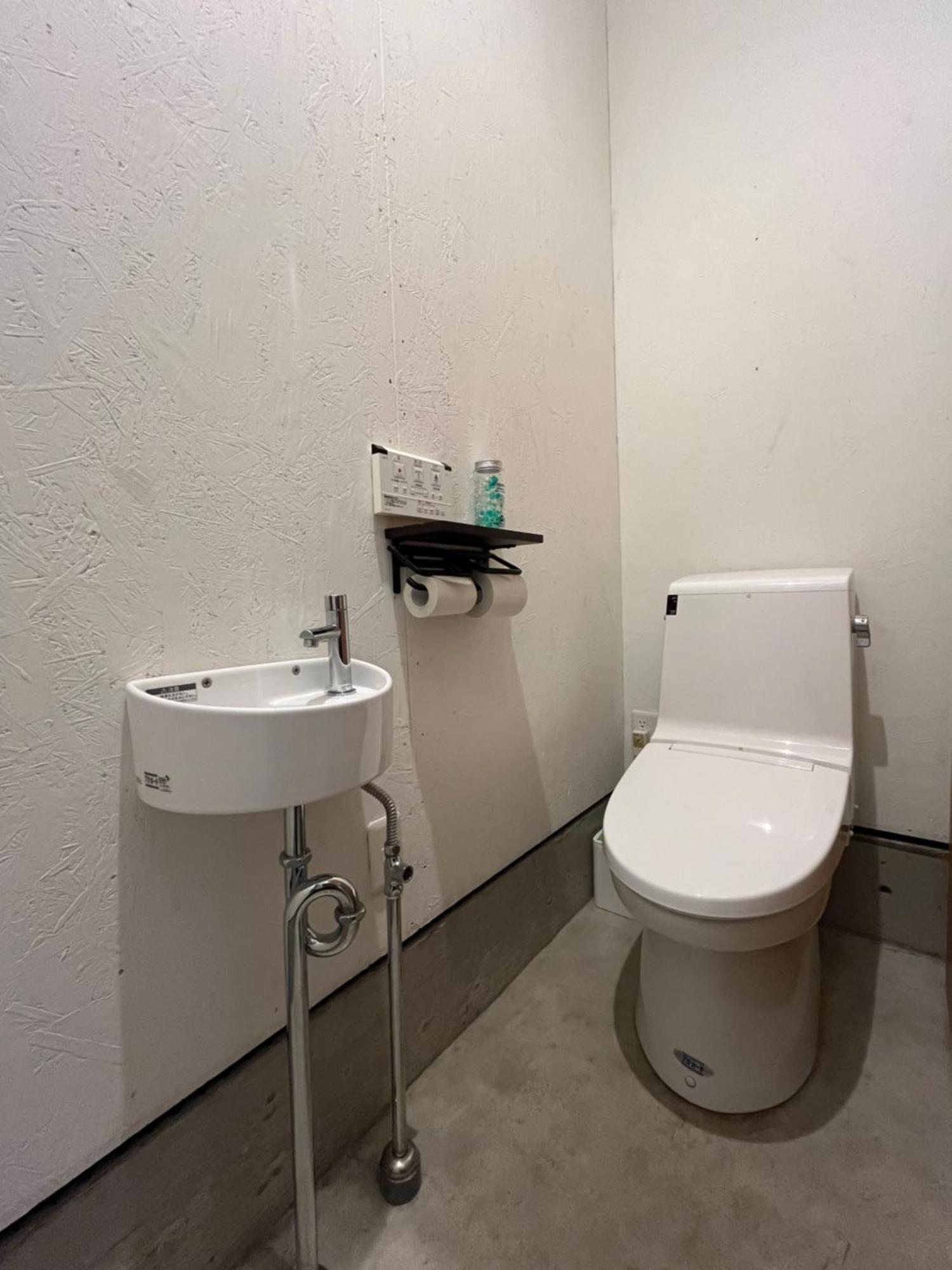 Guesthouse Shirakawa-Go Inn מראה חיצוני תמונה